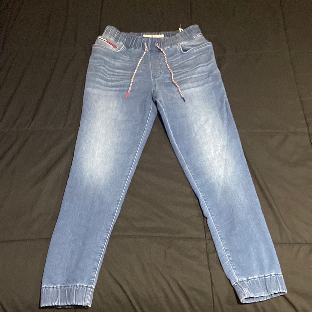 Tommy him figure Jean joggers